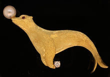Load image into Gallery viewer, gold animal pin brooch jewelry fish seal