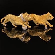 Load image into Gallery viewer, gold animal pin brooch jewelry Tiger