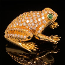Load image into Gallery viewer, gold animal pin brooch jewelry frog