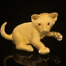 Load image into Gallery viewer, gold animal pin brooch jewelry lion cub