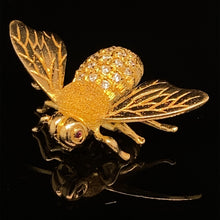 Load image into Gallery viewer, gold animal pin brooch jewelry Bee