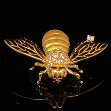 Load image into Gallery viewer, gold animal pin brooch jewelry Bee