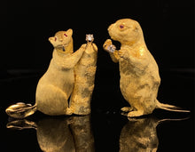 Load image into Gallery viewer, gold animal pin brooch jewelry beaver