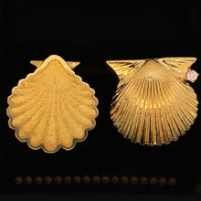 Load image into Gallery viewer, gold pin brooch jewelry Scallop