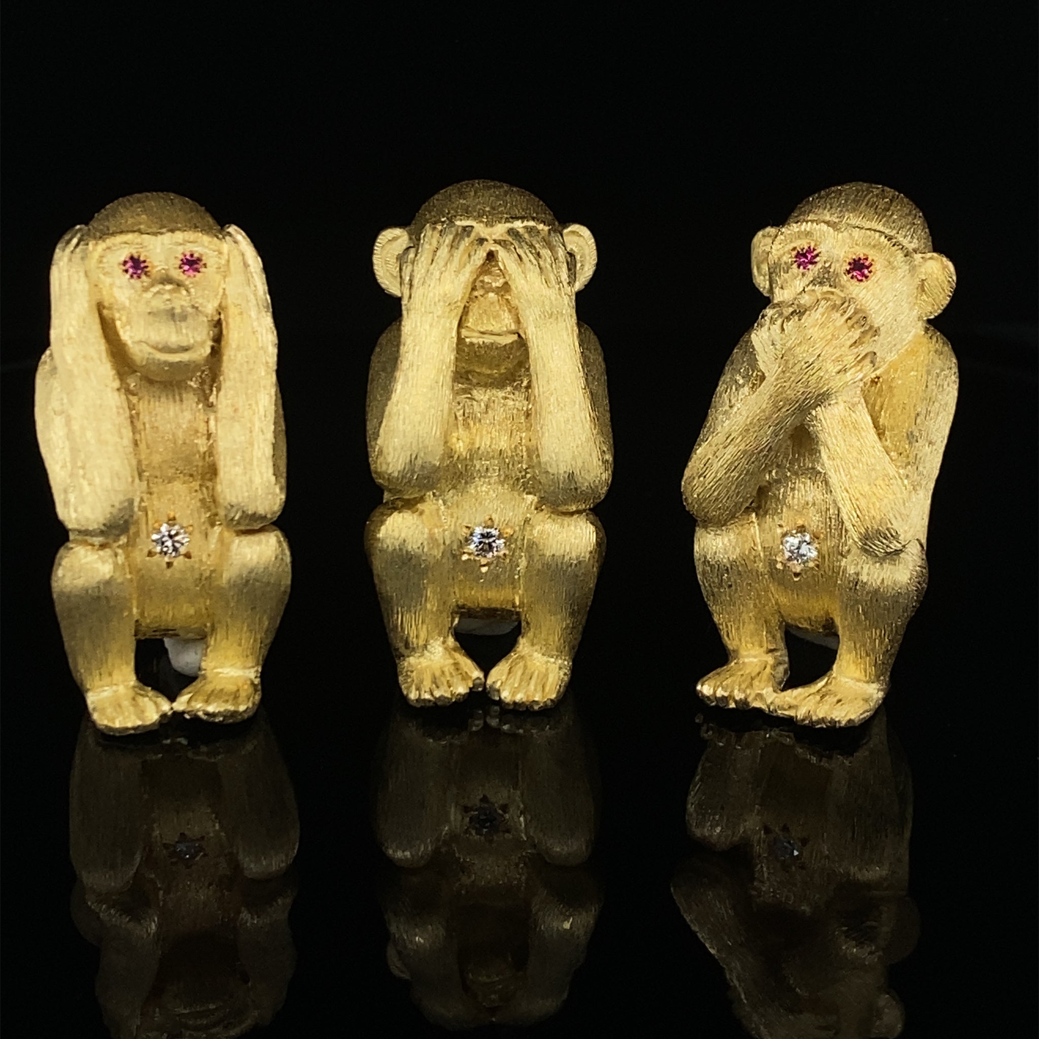 Monkeys – 18K Gold Animal Pins/Brooches