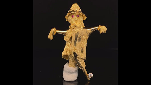 Scarecrow jewelry gold pin brooch