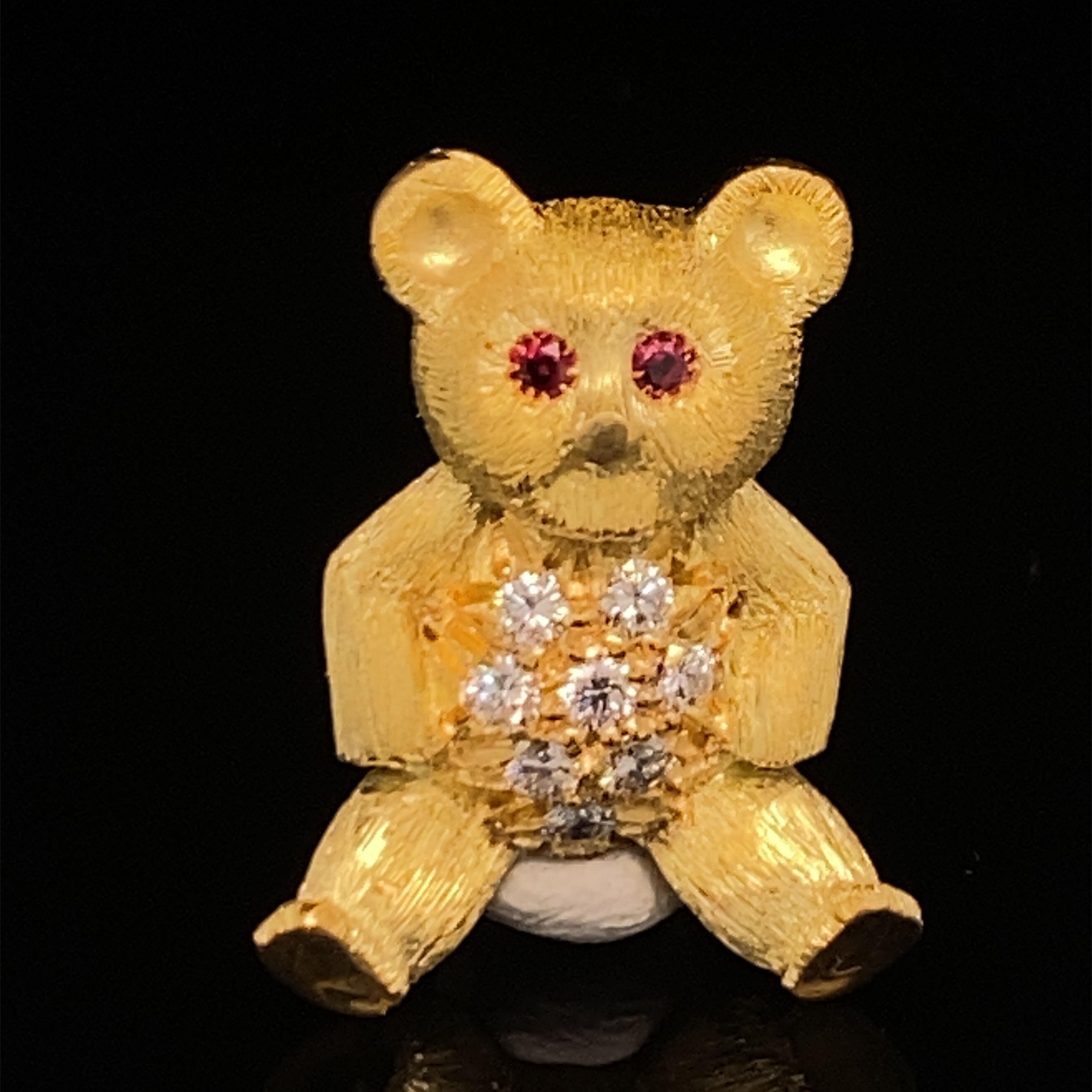 Bear, small Teddy Bear, Diamond Tummy – 18K Gold Animal Pins/Brooches