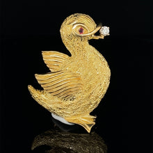 Load image into Gallery viewer, Gold animal duck pin brooch
