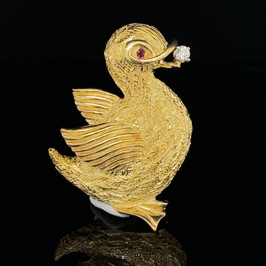 Gold animal duck pin brooch