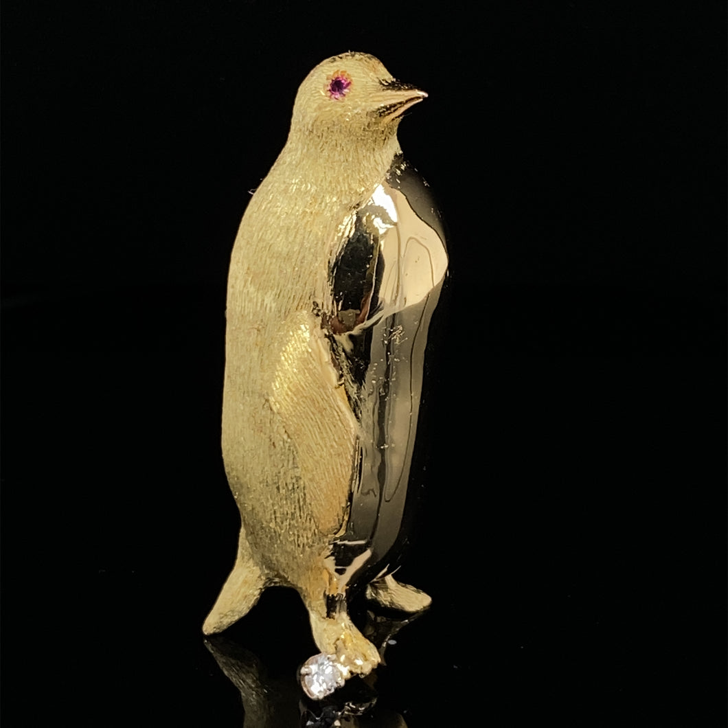 Gold animal pin brooch penguin