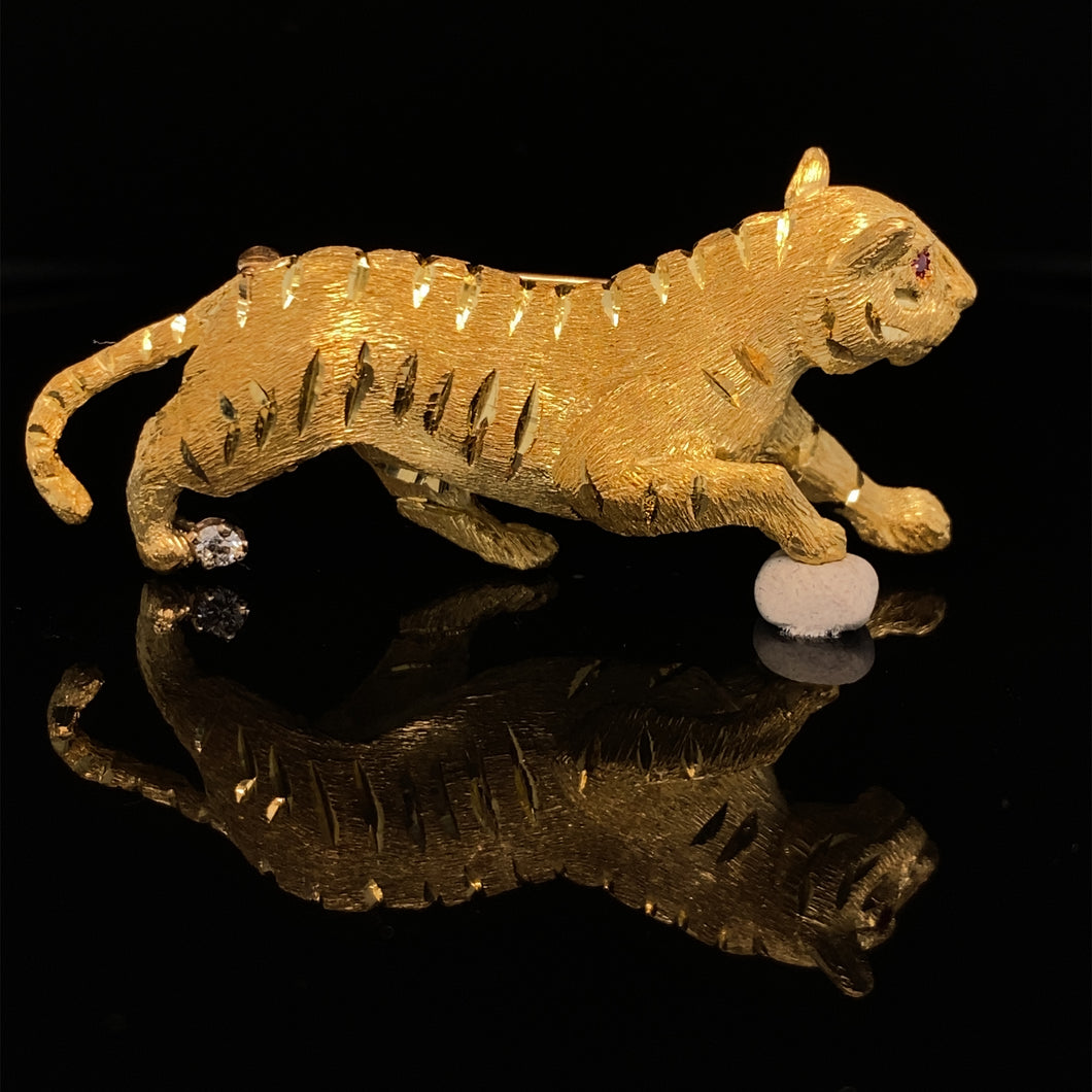 gold animal pin brooch jewelry Tiger