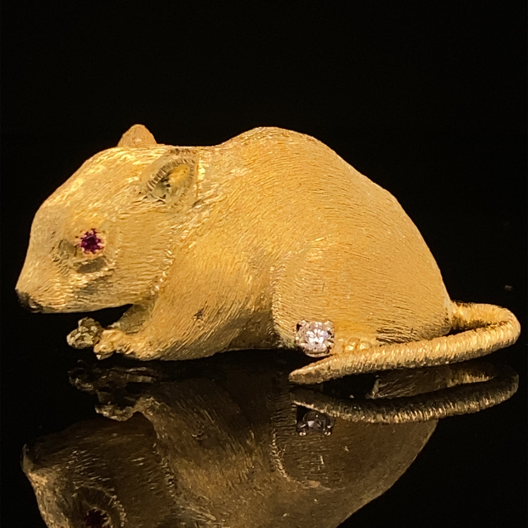 gold animal pin brooch jewelry field mouse