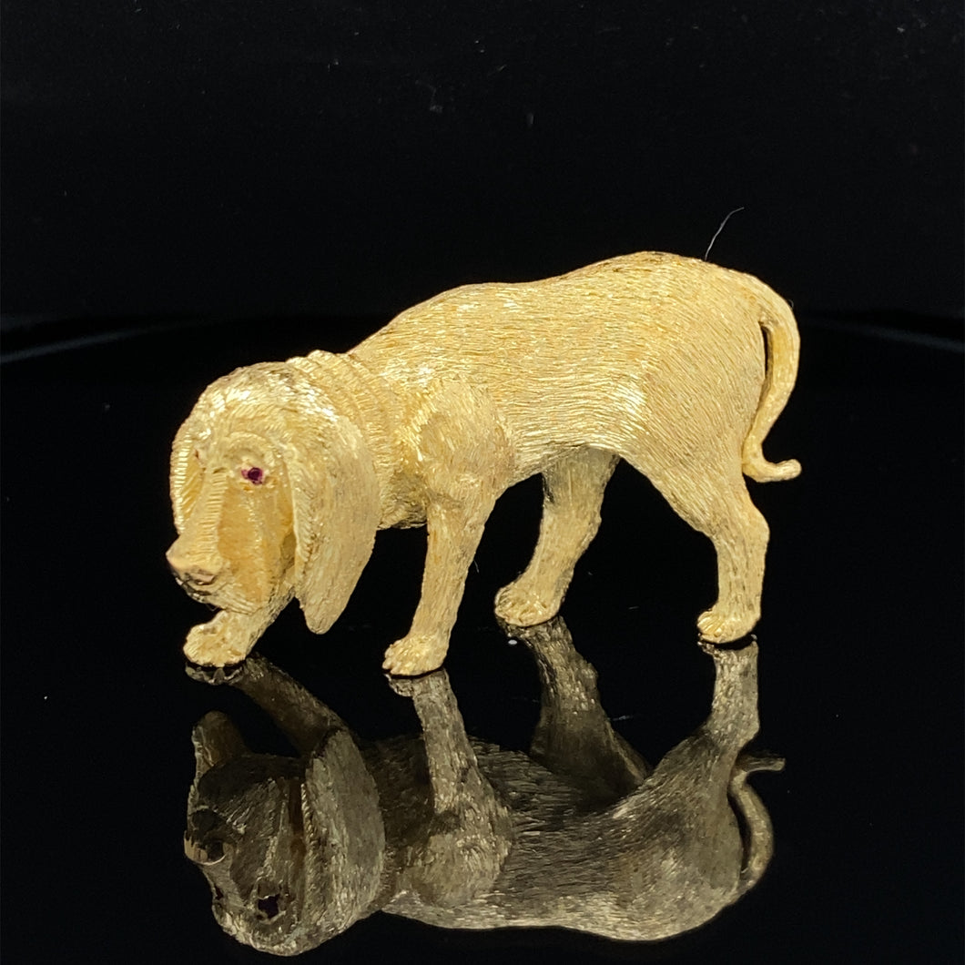 Dog Gold animal pin brooch Bloodhound
