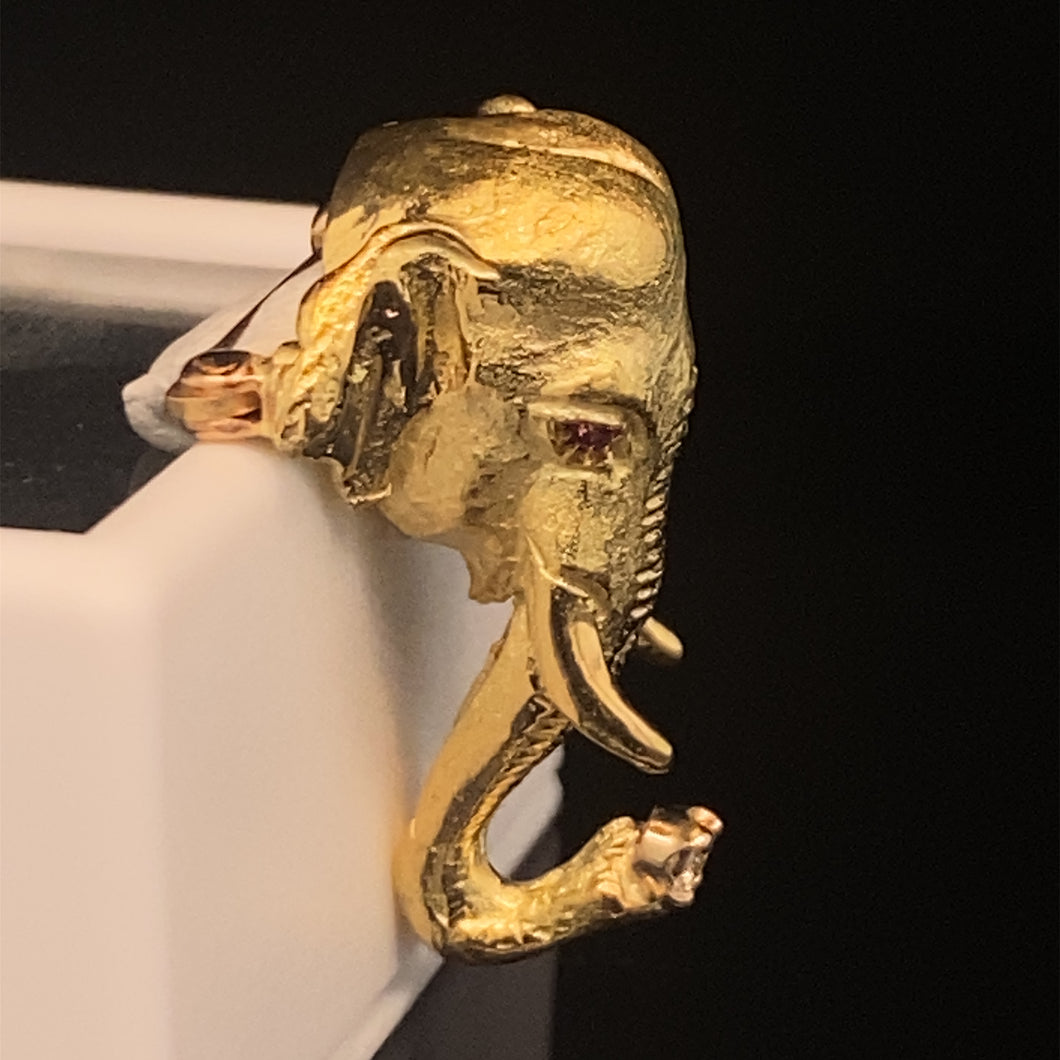 gold animal pin brooch jewelry elephant head