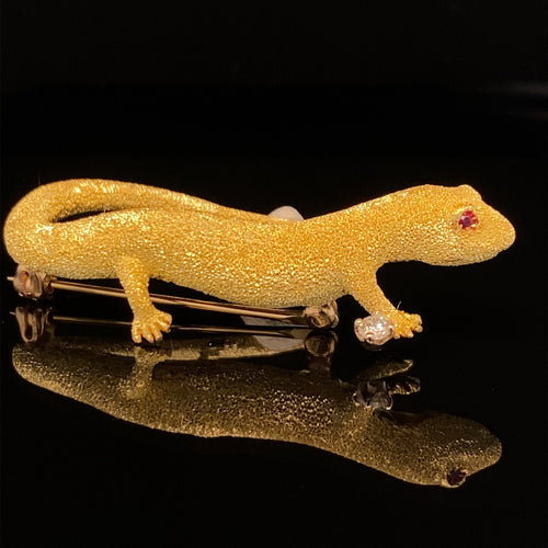 gold animal pin brooch jewelry Lizard