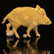 Boar with One Diamond