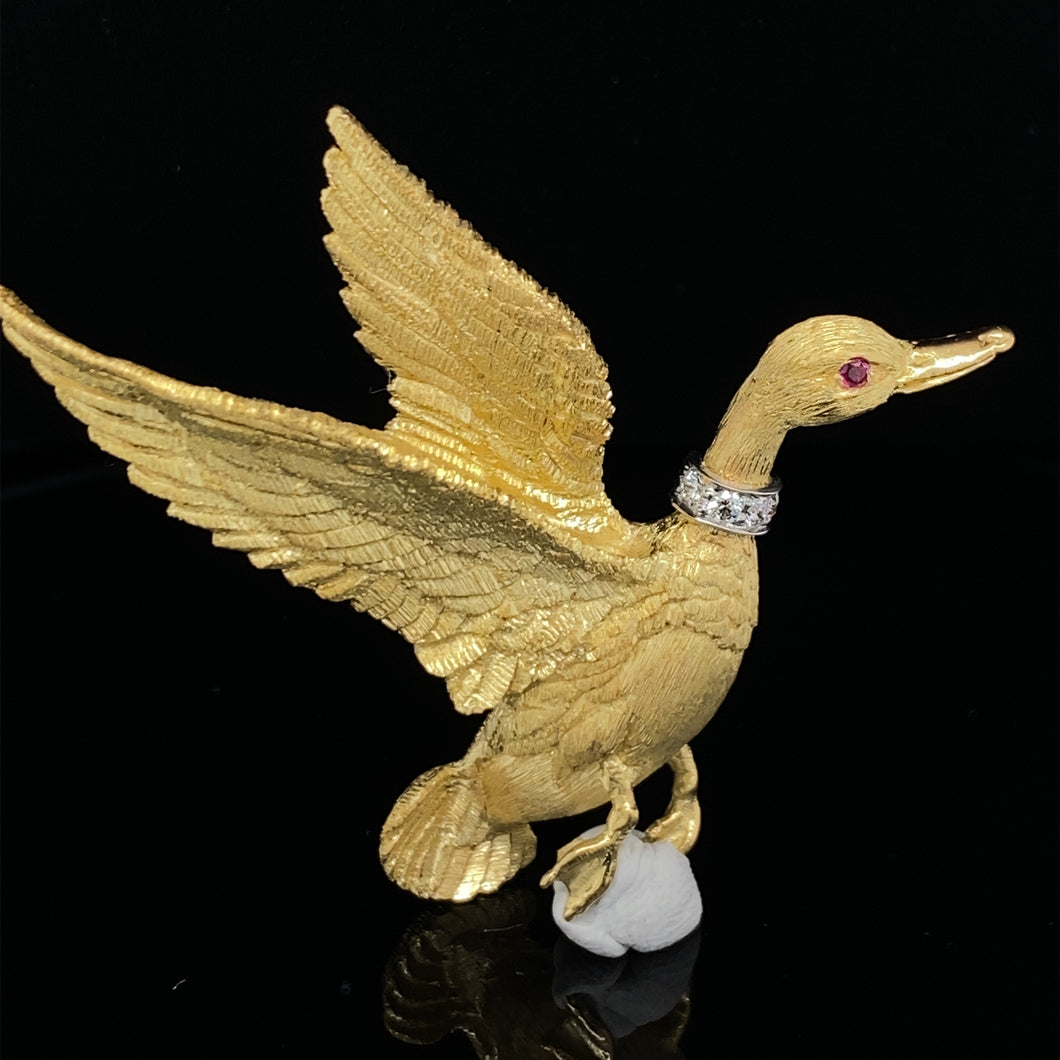 Gold animal pin brooch duck mallard bird