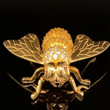 Load image into Gallery viewer, gold animal pin brooch jewelry Bee
