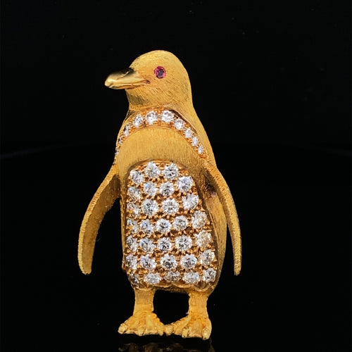 gold animal pin Brooch penguin