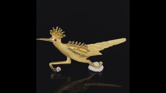 gold animal pin brooch roadrunner