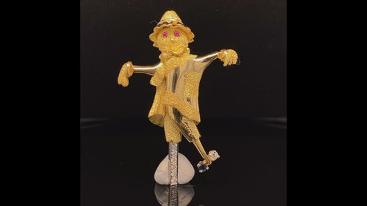 Scarecrow jewelry gold pin brooch