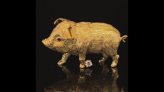 gold animal pin brooch jewelry pig