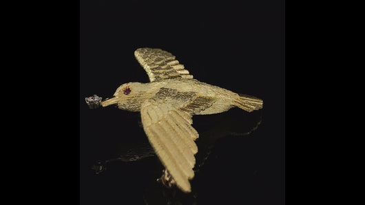 gold animal pin Brooch seagull