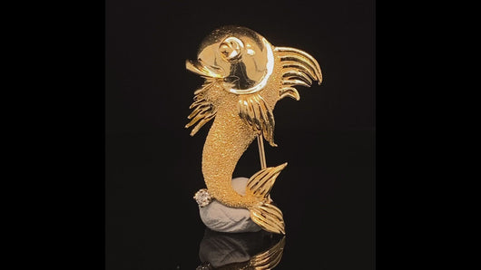  Gold pin brooch jewelry Pisces Fish